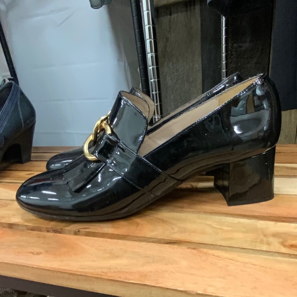 Unisa - Picture 2 of 2